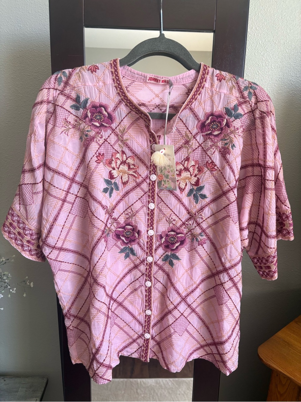 NWT Johnny Was Roylane blouse pink embroidered button down top